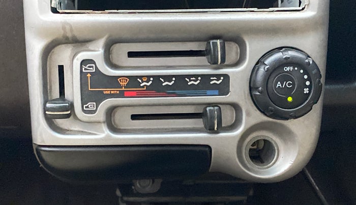 2010 Hyundai Santro Xing GLS, Petrol, Manual, 62,572 km, Dashboard - Air Re-circulation knob is not working