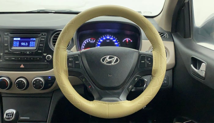 2015 Hyundai Xcent S (O) 1.2, Petrol, Manual, 39,442 km, Steering Wheel Close Up