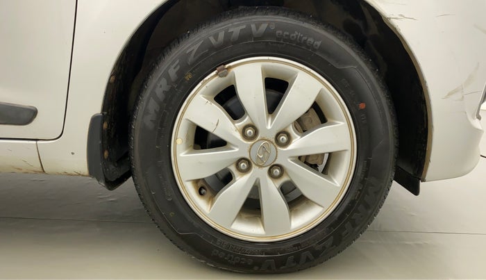2015 Hyundai Xcent S (O) 1.2, Petrol, Manual, 39,442 km, Right Front Wheel