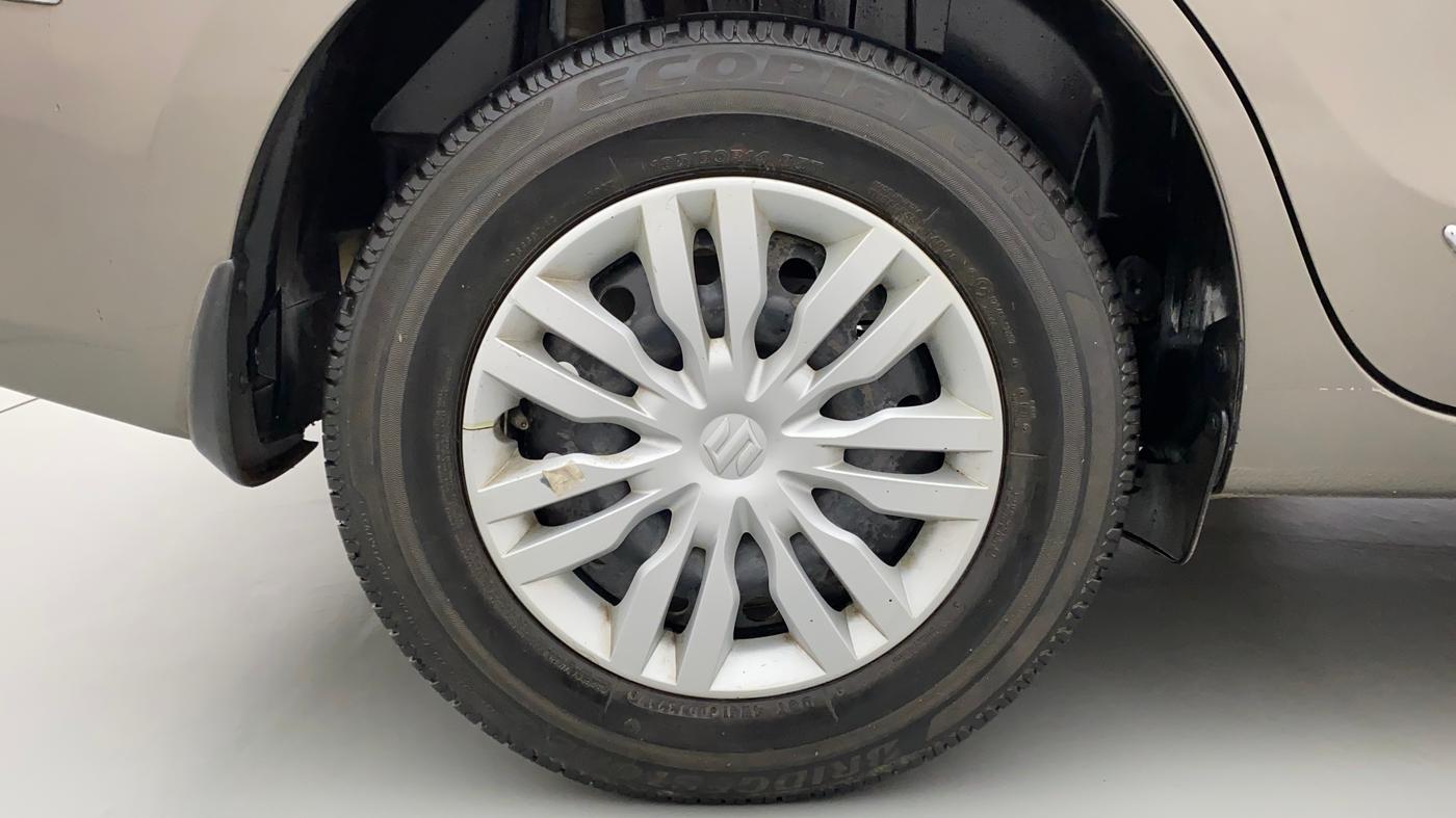 2017 Maruti Dzire VXI, Petrol, Manual, 53,668 km, Right Rear Wheel