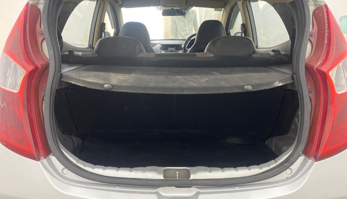 2014 Hyundai Eon MAGNA +, Petrol, Manual, 29,824 km, Boot Inside