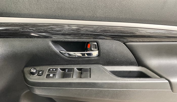 2023 Maruti XL6 ZETA CNG, CNG, Manual, 64,935 km, Driver Side Door Panels Control