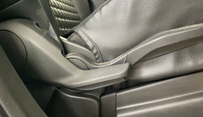 2023 Maruti XL6 ZETA CNG, CNG, Manual, 64,935 km, Driver Side Adjustment Panel