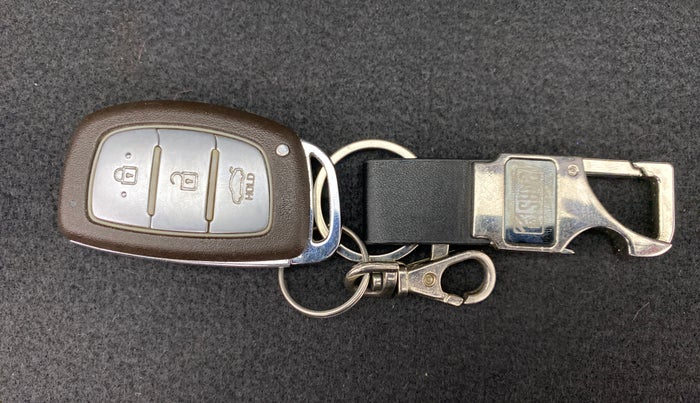 2014 Hyundai Grand i10 SPORTZ 1.2 KAPPA VTVT, Petrol, Manual, 78,422 km, Key Close Up