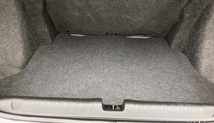 2018 Honda Amaze 1.5L I-DTEC S, Diesel, Manual, 30,675 km, Boot Inside