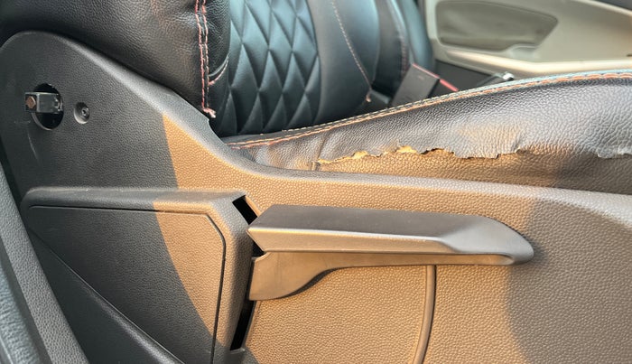 2016 Ford Ecosport TITANIUM 1.5L DIESEL, Diesel, Manual, 91,471 km, Driver Side Adjustment Panel