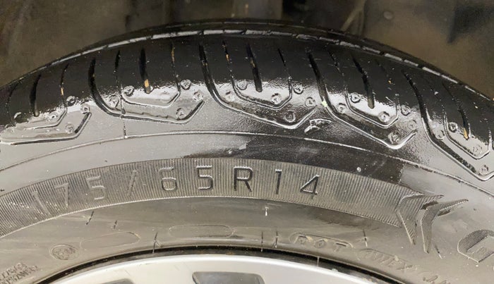 2023 Tata Tiago XT CNG, CNG, Manual, 24,173 km, Right Front Tyre Tread