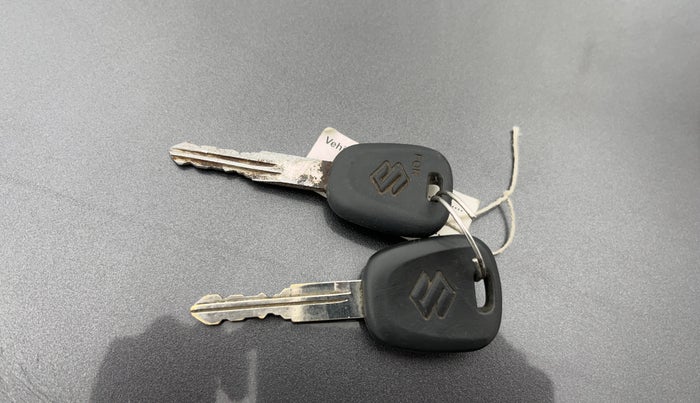 2023 Maruti Alto K10 LXI, Petrol, Manual, 44,108 km, Key Close Up