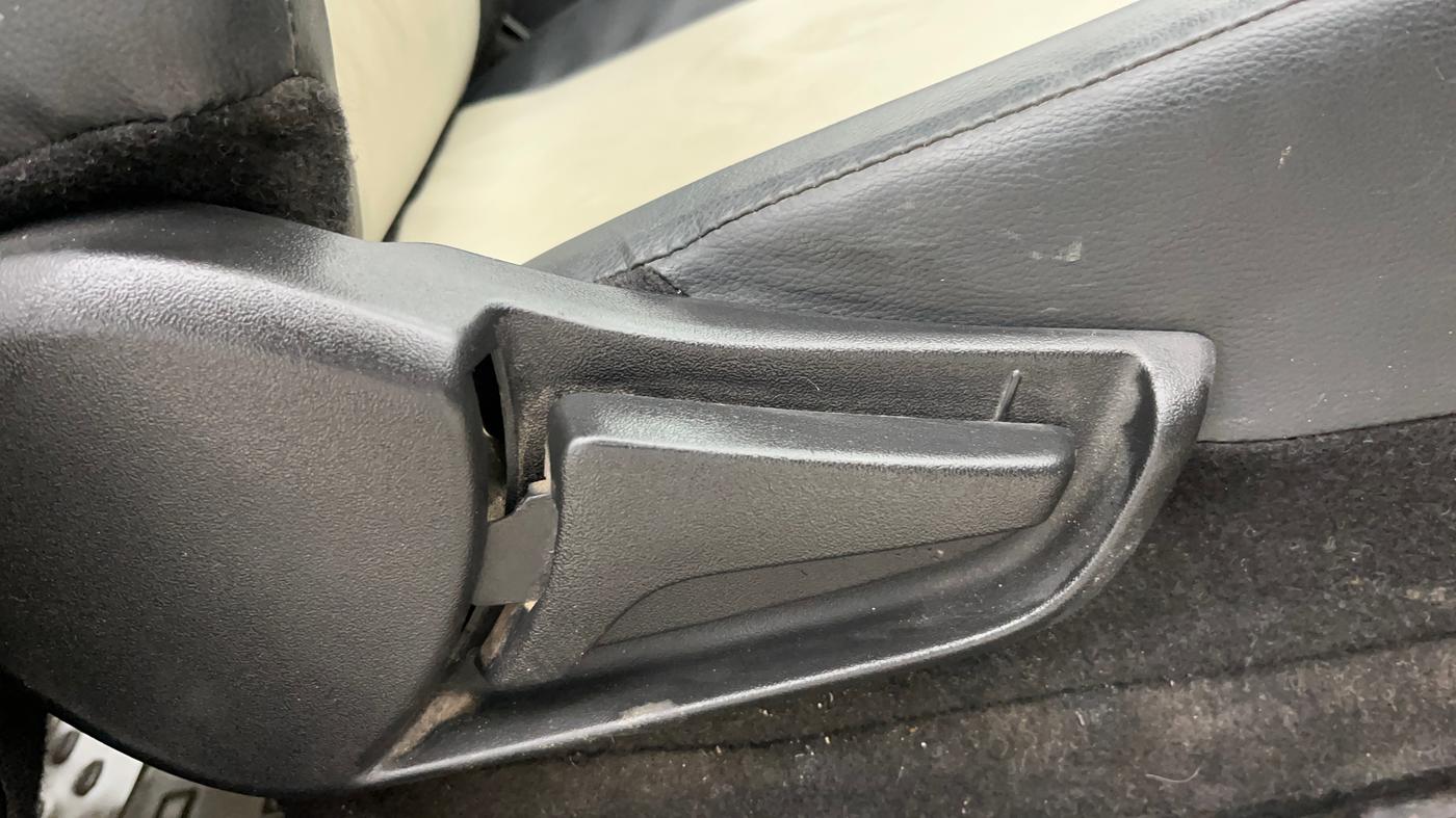 2023 Maruti Alto K10 LXI, Petrol, Manual, 44,569 km, Driver Side Adjustment Panel
