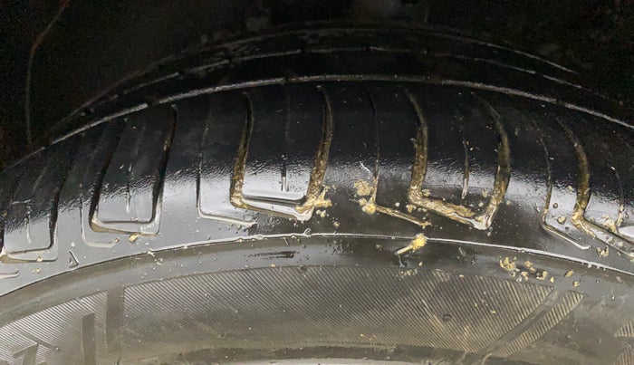 2021 KIA SONET HTK PLUS 1.5 AT, Diesel, Automatic, 83,619 km, Left Front Tyre Tread