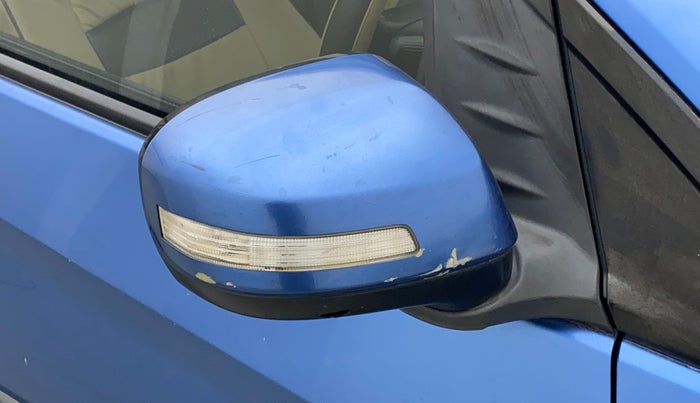 2013 Honda Amaze 1.2L I-VTEC VX, Petrol, Manual, 62,543 km, Right rear-view mirror - Folding motor not working