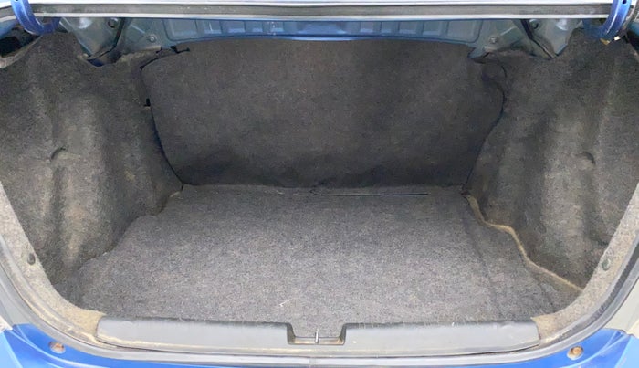 2013 Honda Amaze 1.2L I-VTEC VX, Petrol, Manual, 62,543 km, Boot Inside