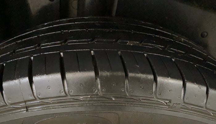 2020 MG HECTOR SHARP HYBRID 1.5 PETROL, Petrol, Manual, 23,313 km, Right Rear Tyre Tread