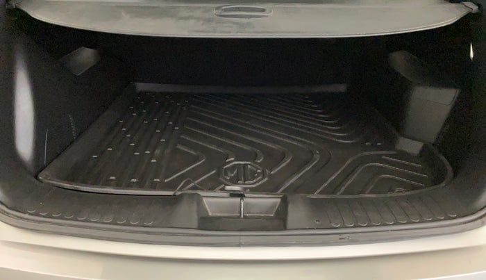2020 MG HECTOR SHARP HYBRID 1.5 PETROL, Petrol, Manual, 23,313 km, Boot Inside