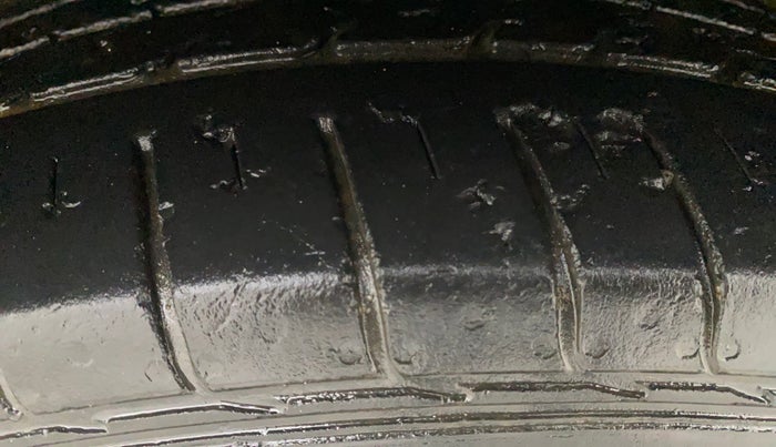 2020 MG HECTOR PLUS SHARP 1.5 PETROL TURBO DCT 6-STR, Petrol, Automatic, 47,294 km, Left Front Tyre Tread