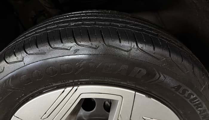 2024 Tata NEXON SMART+ 1.2 PETROL, CNG, Manual, 16,614 km, Left Front Tyre Tread