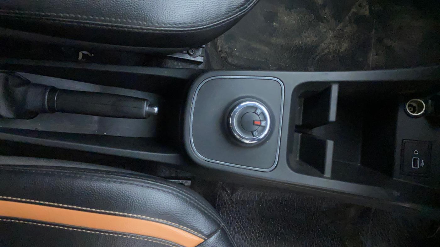 2019 Renault Kwid RXT 1.0 AMT (O), Petrol, Automatic, 45,623 km, Gear Lever
