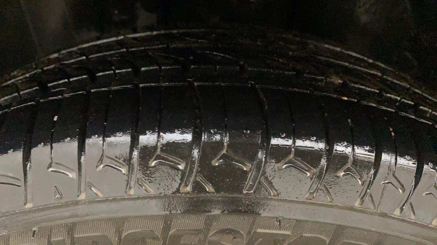2019 Renault Kwid RXT 1.0 AMT (O), Petrol, Automatic, 45,623 km, Left Front Tyre Tread
