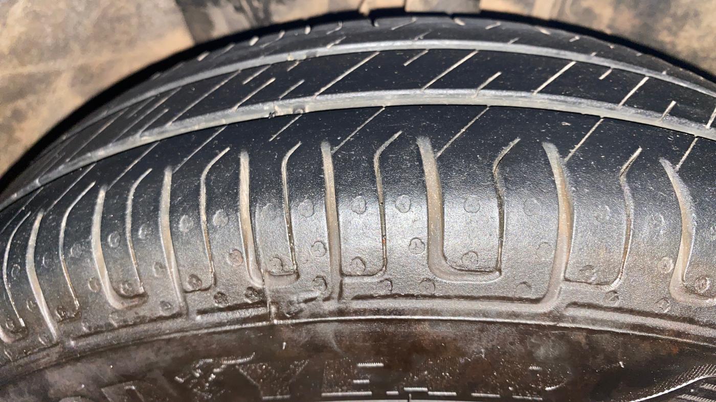 2019 Renault Kwid RXT 1.0 (O), Petrol, Manual, 63,386 km, Right Front Tyre Tread