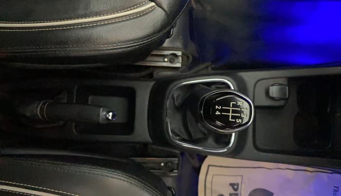 2019 Renault Kwid RXT 1.0 (O), Petrol, Manual, 63,386 km, Gear Lever