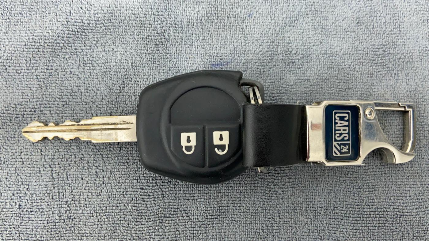 2018 Maruti Wagon R 1.0 VXI, Petrol, Manual, 389 km, Key Close Up