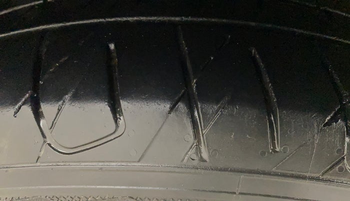 2021 KIA SELTOS HTX PLUS AT1.5 DIESEL, Diesel, Automatic, 81,929 km, Left Front Tyre Tread