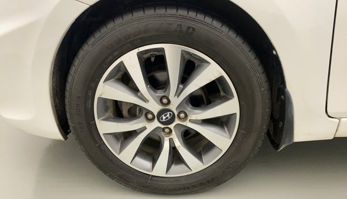 2014 Hyundai Verna FLUIDIC 1.6 VTVT SX, Petrol, Manual, 72,116 km, Left Front Wheel