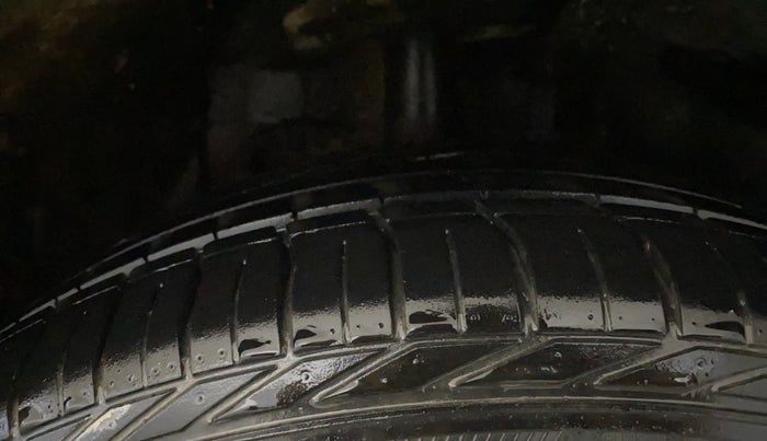 2017 Tata NEXON XZ PLUS PETROL, Petrol, Manual, 16,851 km, Right Front Tyre Tread