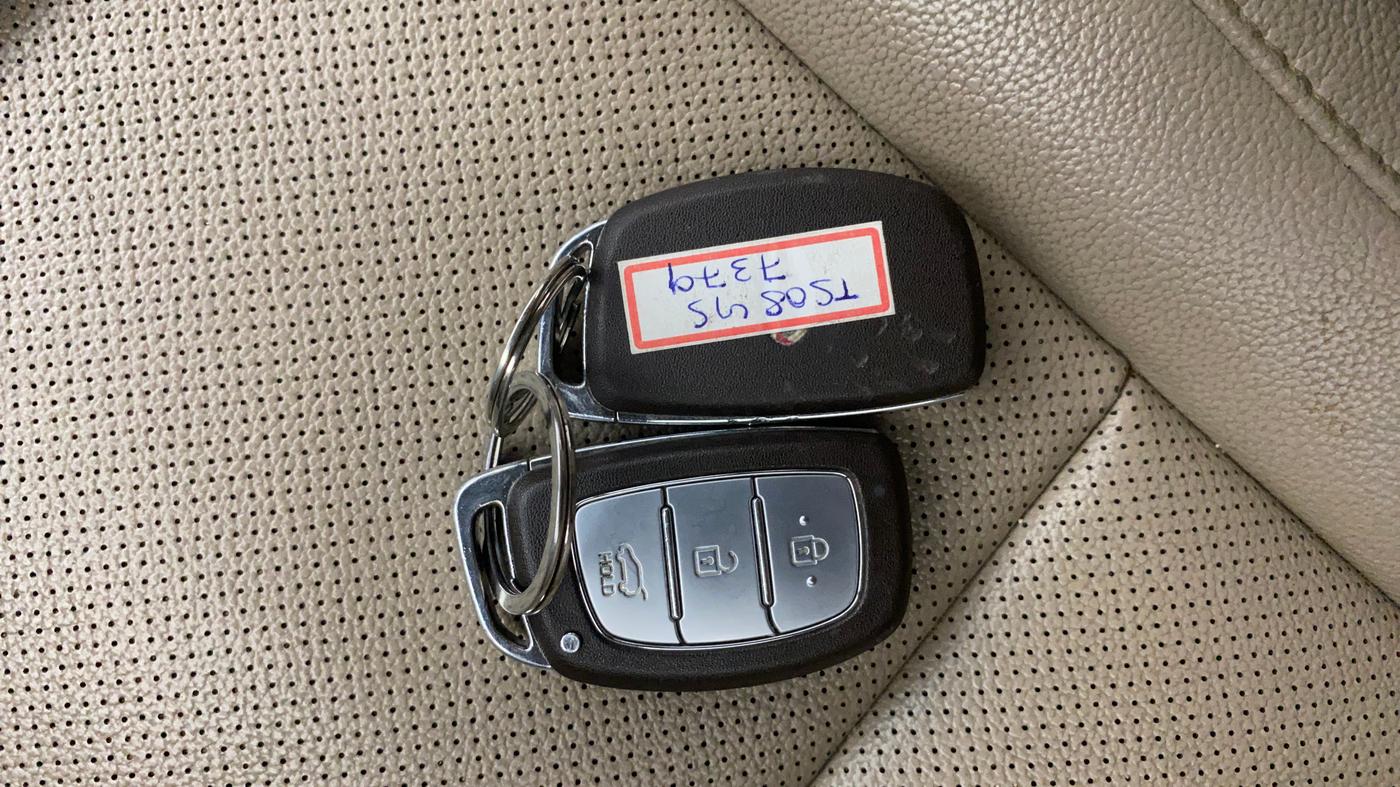 2019 Hyundai Tucson GL (O) 2WD AT PETROL, Petrol, Automatic, 1,14,846 km, Key Close Up