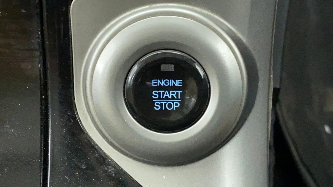 2019 Mahindra XUV500 W11 (O) AT, Diesel, Automatic, 57,685 km, Keyless Start/ Stop Button