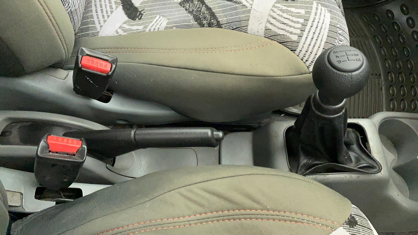 2013 Maruti Alto K10 VXI, Petrol, Manual, 47,195 km, Gear Lever