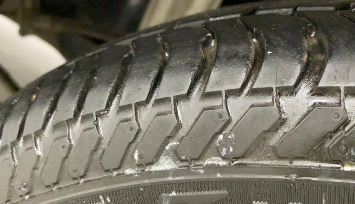 2013 Maruti Alto K10 VXI, Petrol, Manual, 47,195 km, Left Rear Tyre Tread