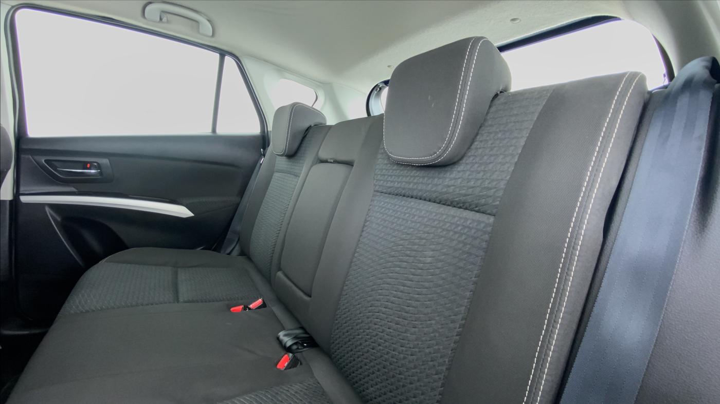 2016 Maruti S Cross ZETA 1.3, Diesel, Manual, 73,870 km, Right Side Rear Door Cabin