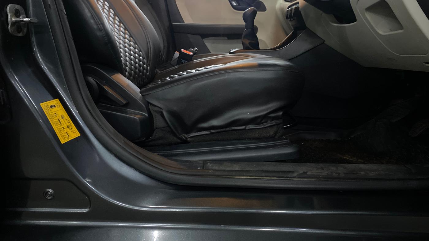 2021 Tata ALTROZ XM PLUS PETROL, Petrol, Manual, 58,177 km, Driver Side Adjustment Panel