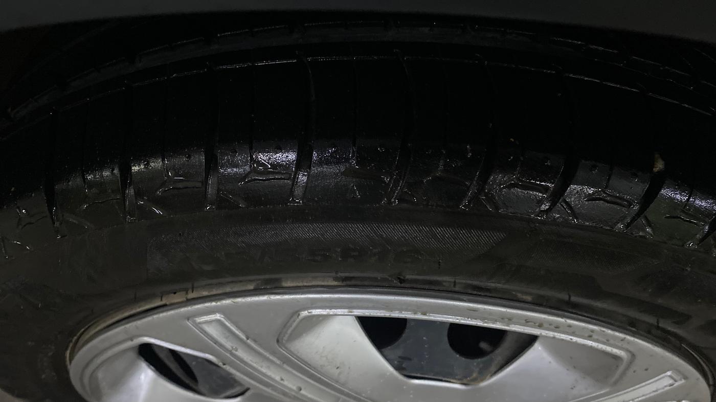 2021 Tata ALTROZ XM PLUS PETROL, Petrol, Manual, 58,177 km, Left Front Tyre Tread