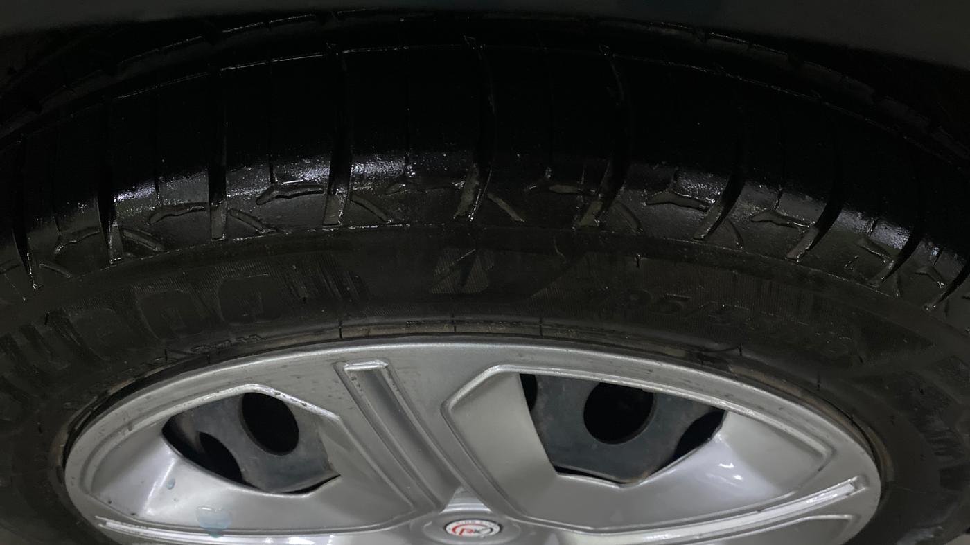 2021 Tata ALTROZ XM PLUS PETROL, Petrol, Manual, 58,177 km, Right Front Tyre Tread
