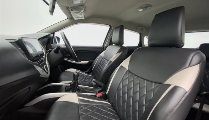 2015 Maruti Baleno DELTA PETROL 1.2, Petrol, Manual, 61,342 km, Right Side Front Door Cabin