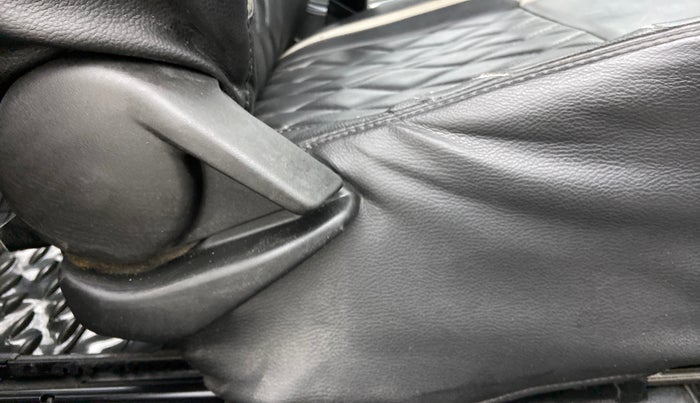2015 Maruti Baleno DELTA PETROL 1.2, Petrol, Manual, 61,342 km, Driver Side Adjustment Panel