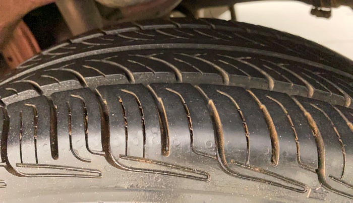 2010 Maruti Alto K10 LXI, Petrol, Manual, 45,370 km, Left Rear Tyre Tread