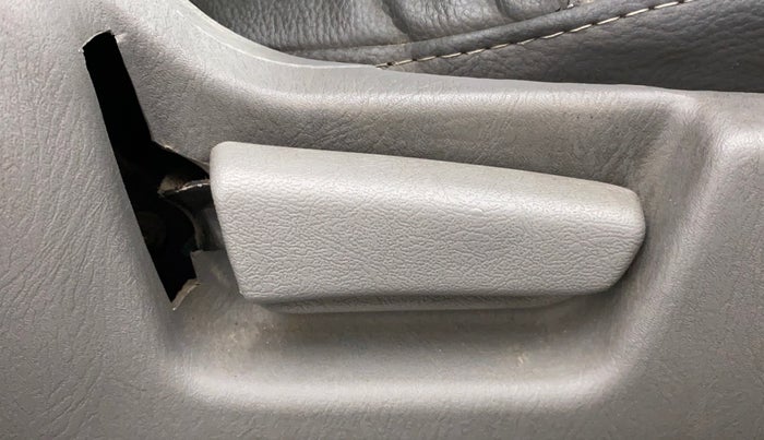 2010 Maruti Alto K10 LXI, Petrol, Manual, 45,370 km, Driver Side Adjustment Panel