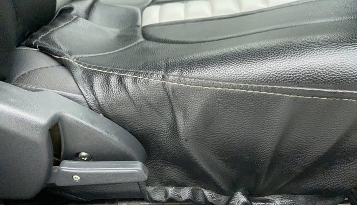 2019 Maruti Alto 800 VXI, Petrol, Manual, 20,099 km, Driver Side Adjustment Panel