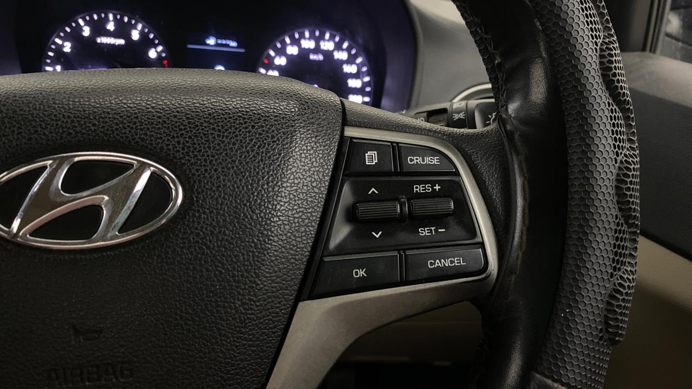 2019 Hyundai Verna 1.6 VTVT SX, Petrol, Manual, 76,057 km, Adaptive Cruise Control