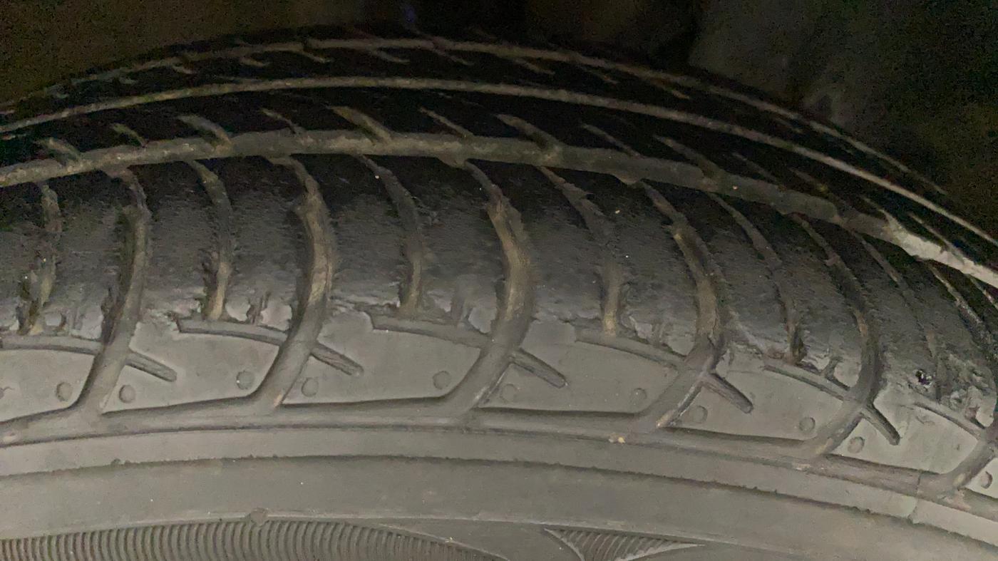 2019 Maruti New Wagon-R VXI 1.2, Petrol, Manual, 61,436 km, Right Front Tyre Tread