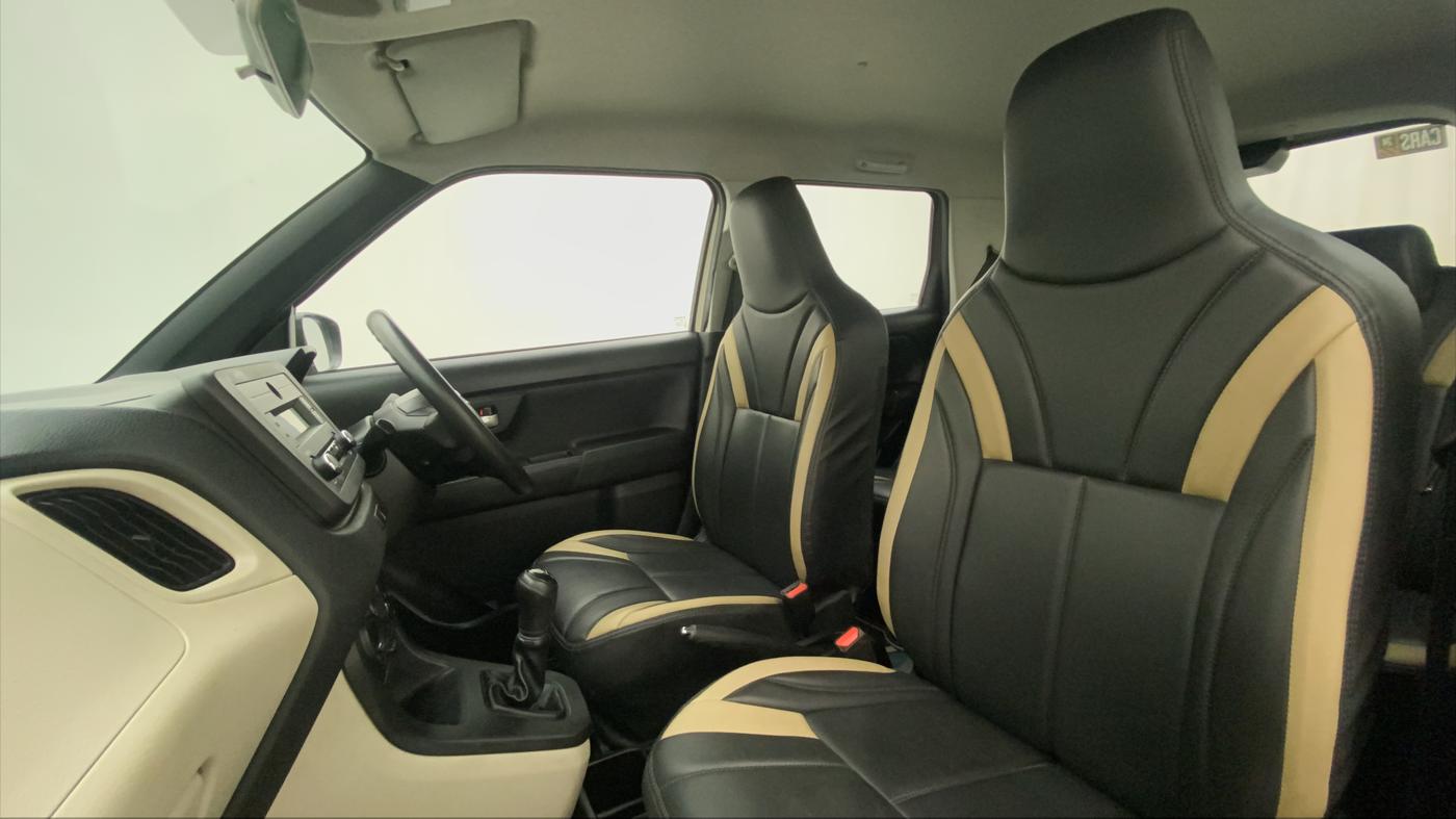 2019 Maruti New Wagon-R VXI 1.2, Petrol, Manual, 61,436 km, Right Side Front Door Cabin