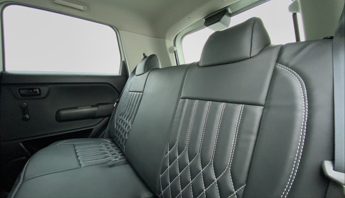 2020 Maruti New Wagon-R 1.0 Lxi (o) cng, CNG, Manual, 95,900 km, Right Side Rear Door Cabin