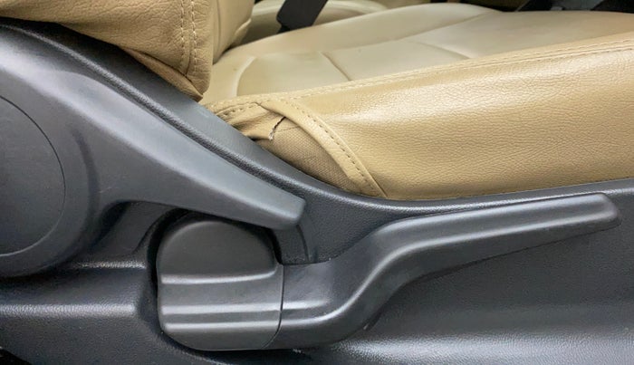 2019 Honda Amaze 1.2L I-VTEC V CVT, Petrol, Automatic, 20,299 km, Driver Side Adjustment Panel