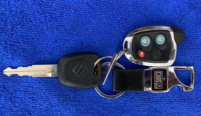 2019 Maruti Alto LXI CNG, CNG, Manual, 95,963 km, Key Close Up
