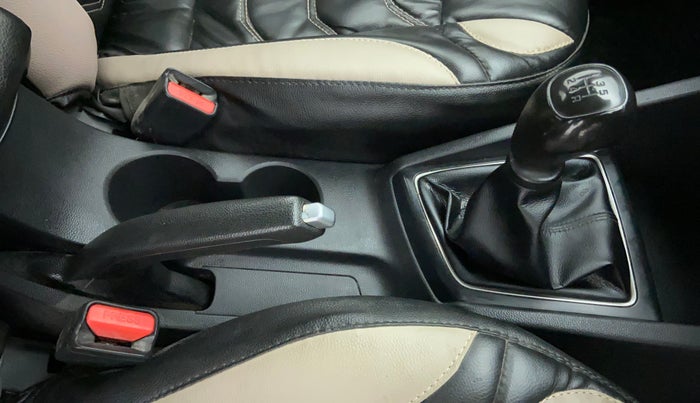 2018 Hyundai Elite i20 MAGNA EXECUTIVE 1.2, CNG, Manual, 36,778 km, Gear Lever