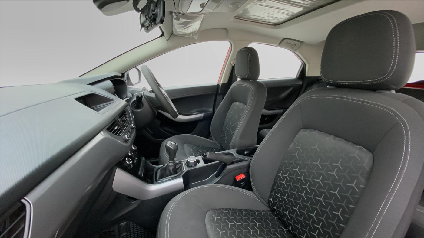 2020 Tata NEXON XM SUNROOF 1.2 RTN, Petrol, Manual, 27,665 km, Right Side Front Door Cabin