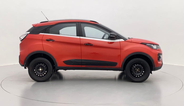 2020 Tata NEXON XM SUNROOF 1.2 RTN, Petrol, Manual, 27,665 km, Right Side View